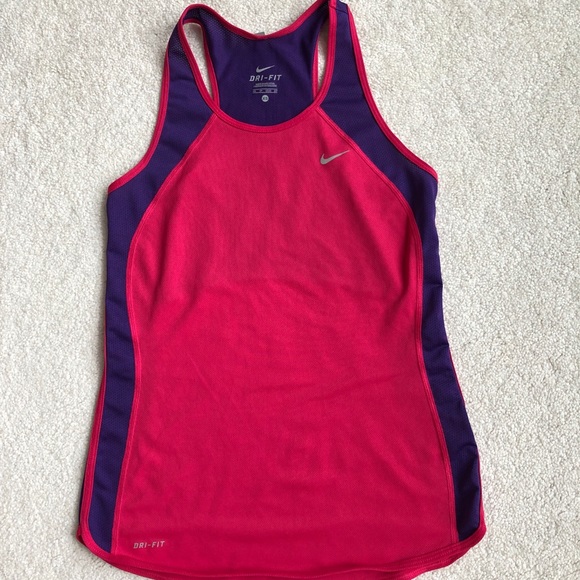 Nike workout tank, size XS - Picture 2 of 2